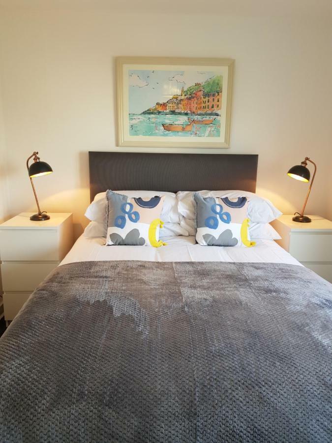Carnegie Place East Kilbride Luaran gambar
