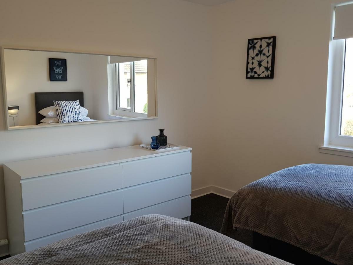 Carnegie Place East Kilbride Luaran gambar
