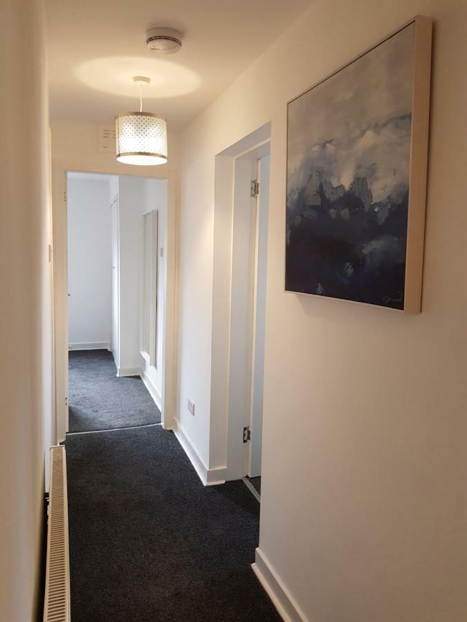 Carnegie Place East Kilbride Luaran gambar